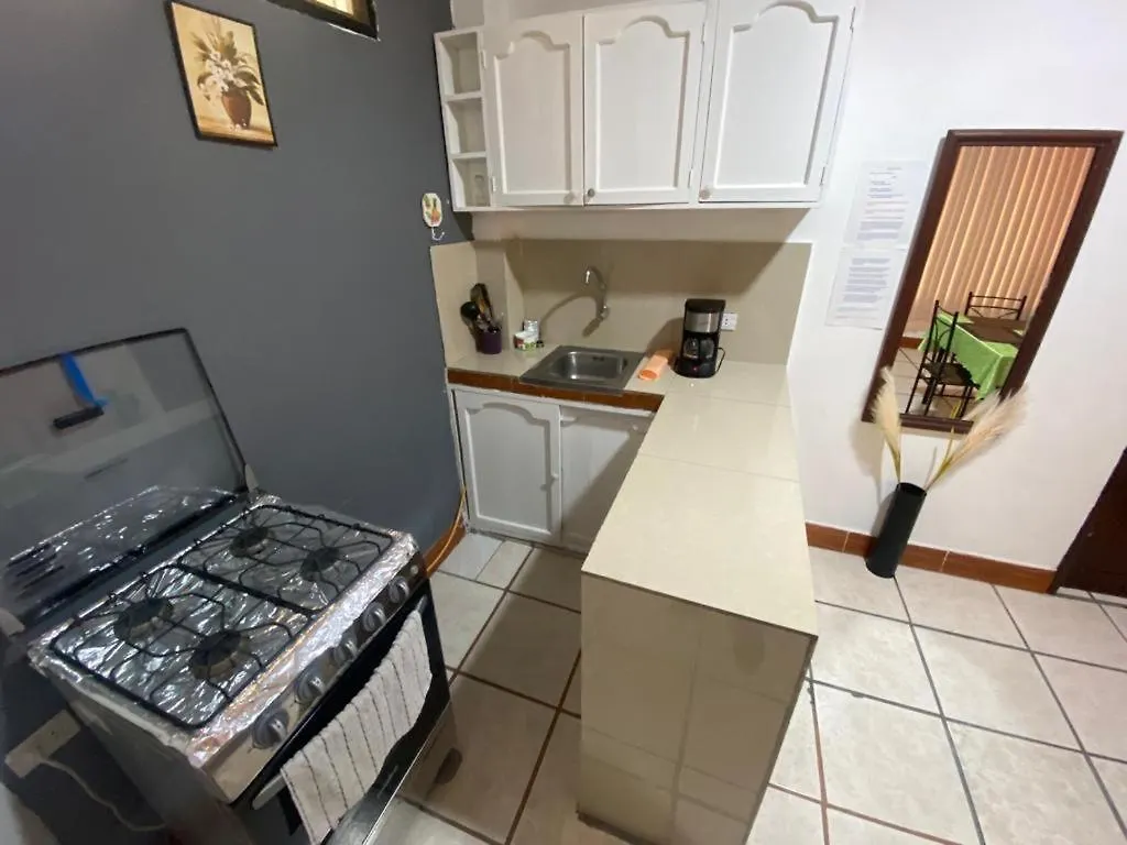 Departamentos En La Garzota Norte Cerca Del Aeropuerto Y Mall Del Sol Apartamento Guayaquil 0*,